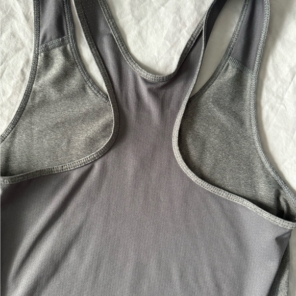Women’s small Nike pro cool gray training tank - Picture 2 of 9